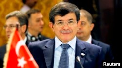 Ahmet Davutoğlu